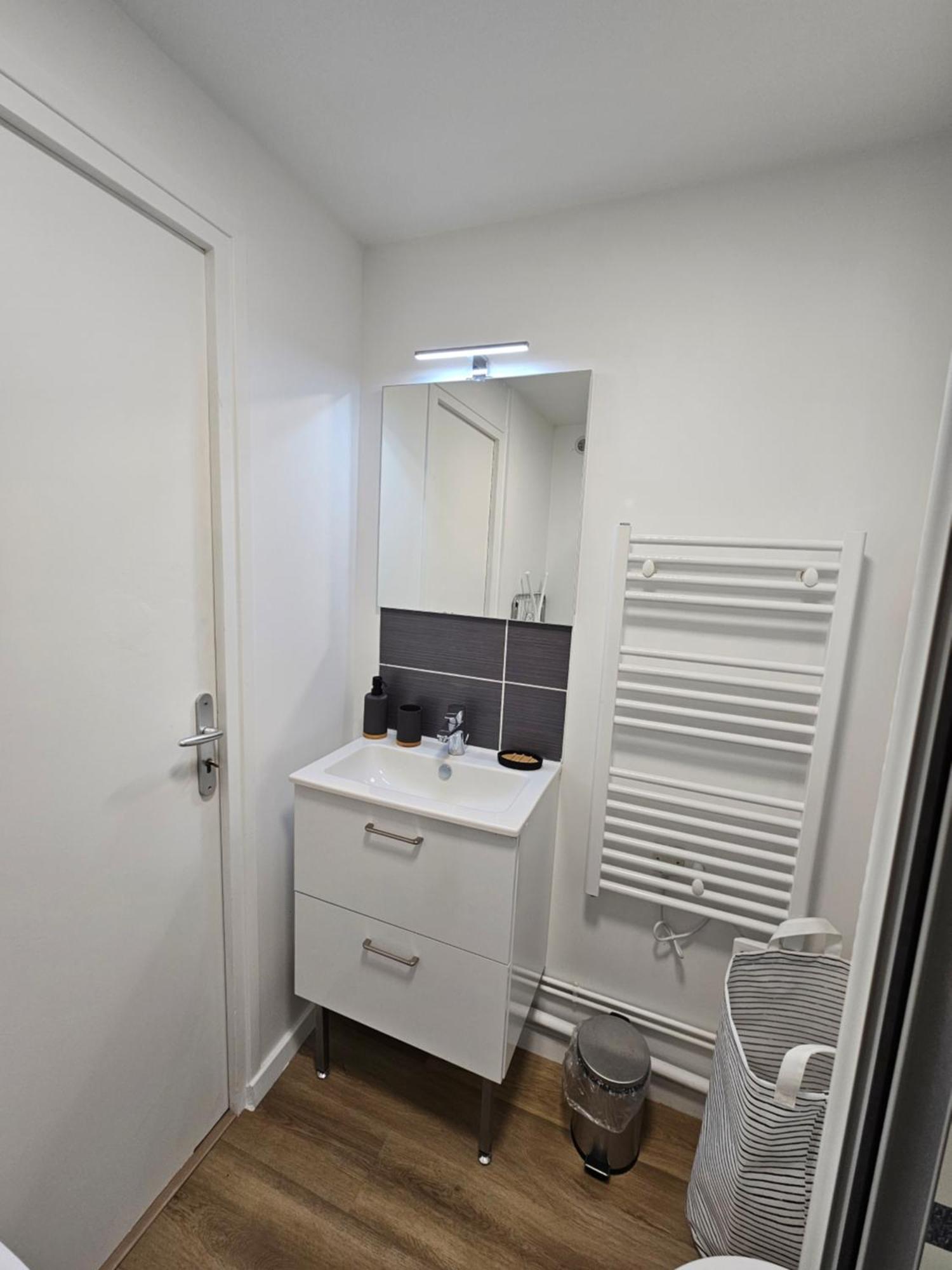 Charmant Duplex Au Coeur De Vernon Proche Gare Et Giverny Dış mekan fotoğraf